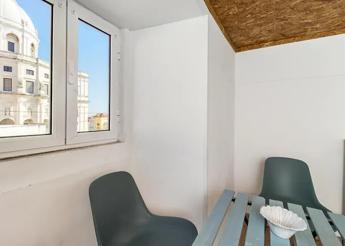 Santa Joana Panteao Apartment